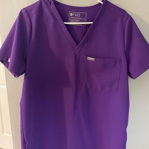 Figs purple scrub top, Size Medium, Mint condition!!